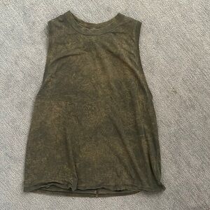 Washed lululemon muscle tank
